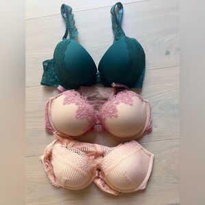Victoria's Secret Elegant Lace Bra Set - (Pink and Cream) Green - another brand